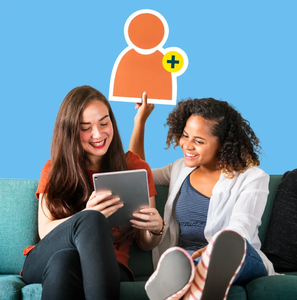mulheres-mostrando-um-icone-de-pedido-de-amizade-e-usando-um-tablet-engajamento no instagram